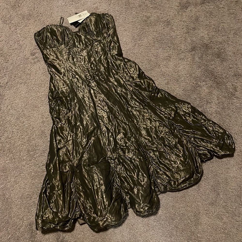 Nicole Miller Collection
